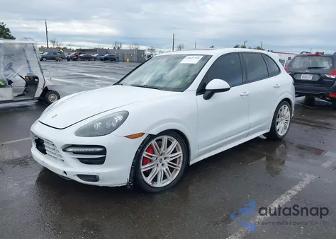 2014 Porsche Cayenne Gts z USA, uszkodzony, nr VIN WP1AD2A20ELA73362
